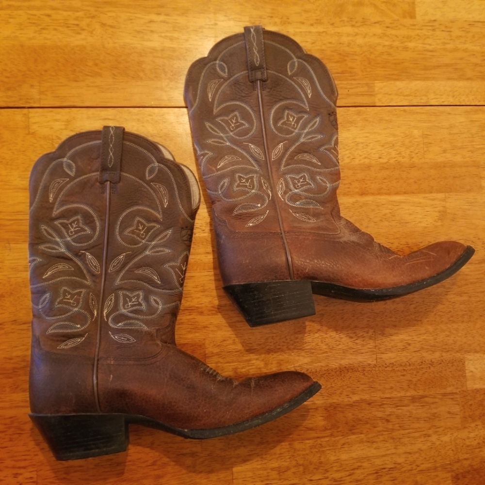 Ariat Western Embroidered Boots